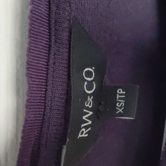 RW&Co Ladies Top, 3/4 length sleeves, Purple, Flower print on front - Picture 3 of 5